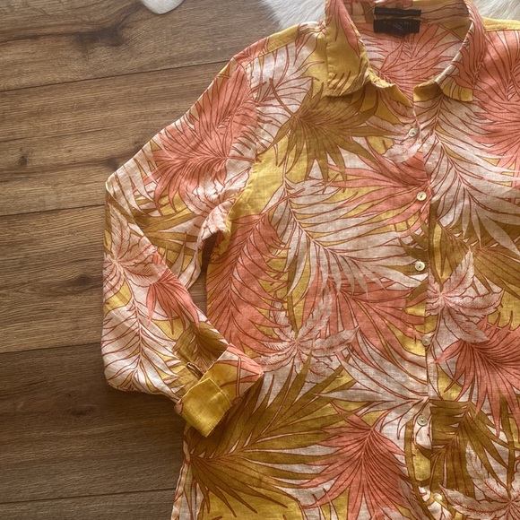 Tahari linen oversized button-up shirt tropical print - Picture 4 of 10